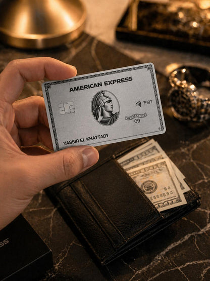 Carte AMEX Platinum avec 50 billets de 100 dollars